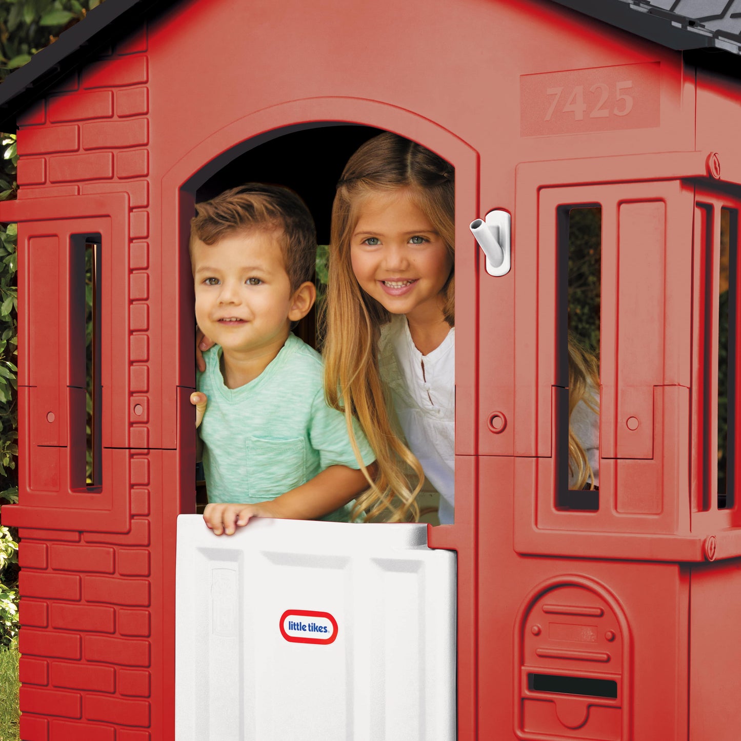 Kids Cape Cottage Playhouse – Playhouse with Functional Door, Windows & Shutters