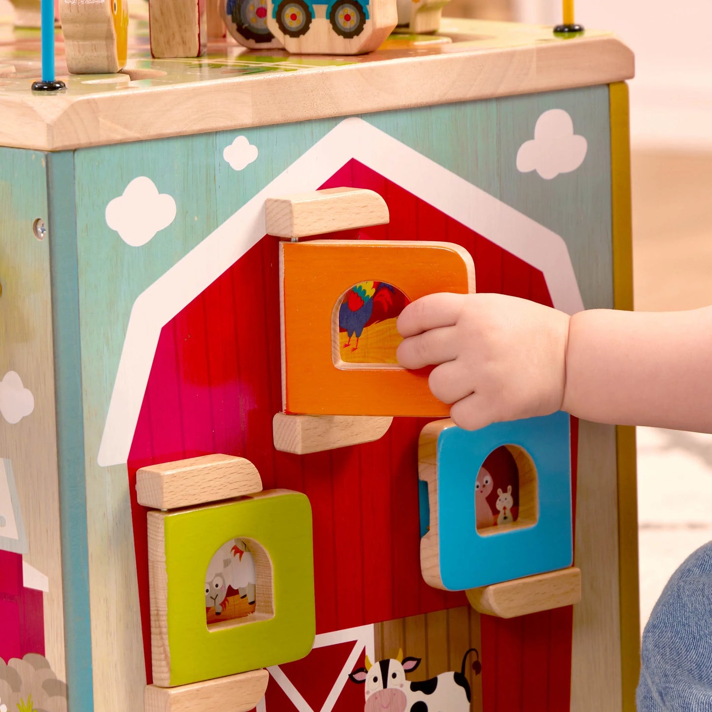 Wooden Barnyard Activity Cube – 5-in-1 Toy with Bead Maze for Babies & Toddlers