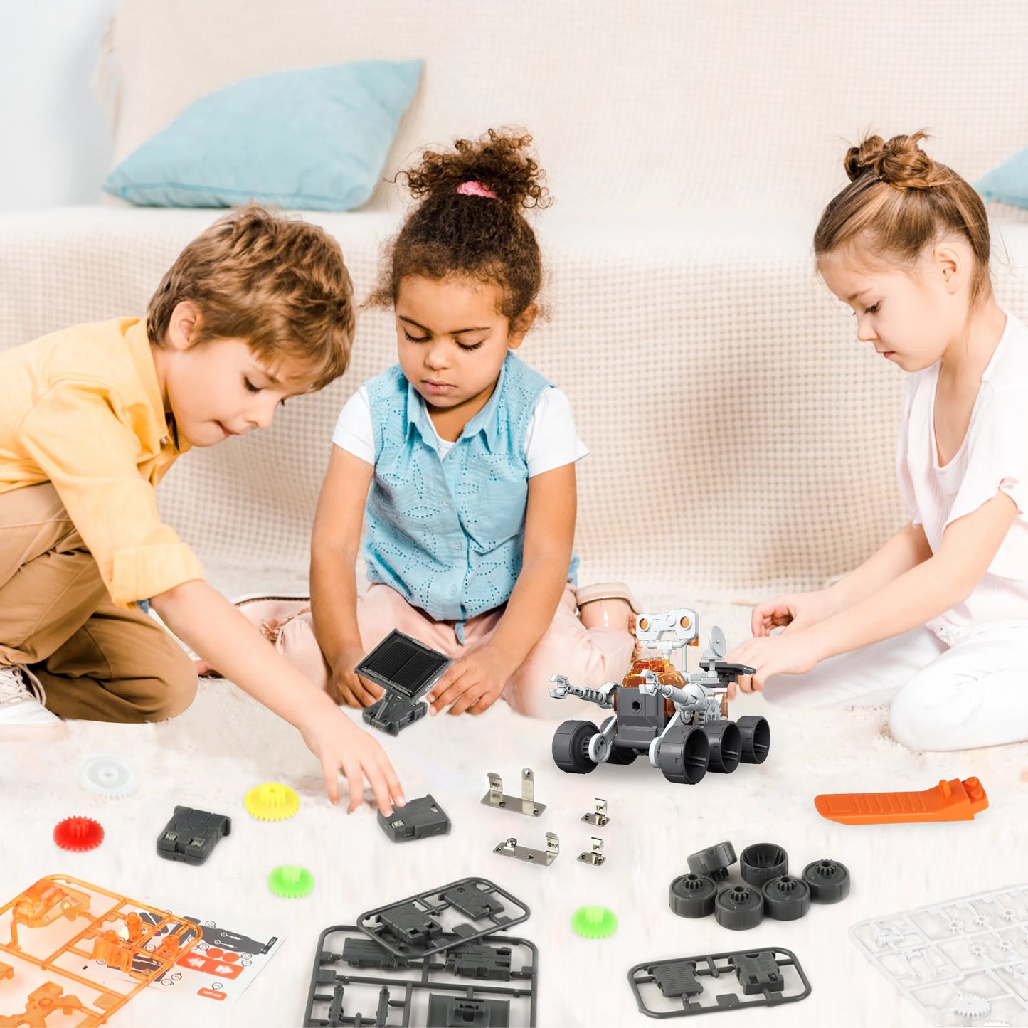 "STEM Building Kit – 4-in-1 Solar Robot Toy for Boys & Girls 